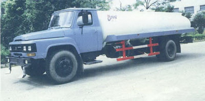 運(yùn)力牌LG5090GSS型灑水車(chē)