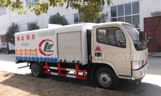 CLW5062GQX3東風(fēng)小霸王護(hù)欄清洗車(chē)