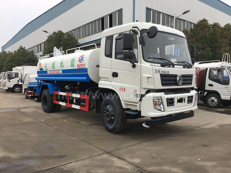 東風(fēng)新款15噸灑水車（國(guó)五）